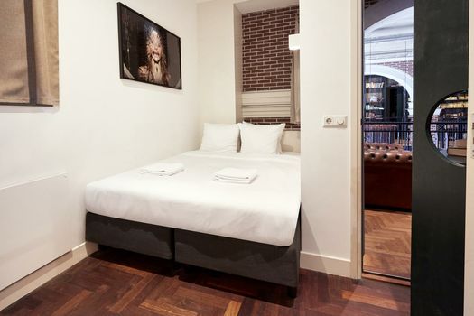 Hotel Not Hotel