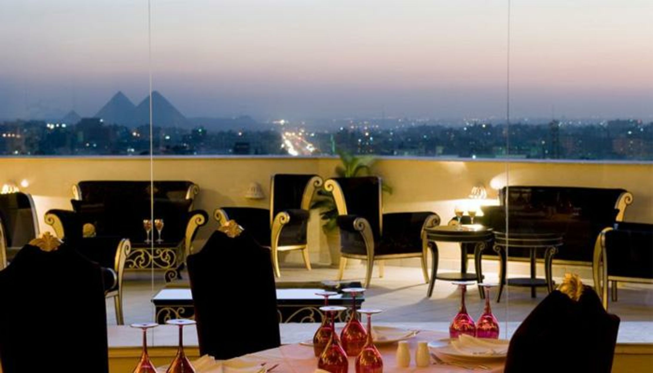 Barcelo Cairo Pyramids Hotel