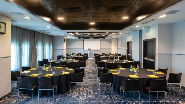 Crowne Plaza Tel Aviv City Center, an IHG Hotel