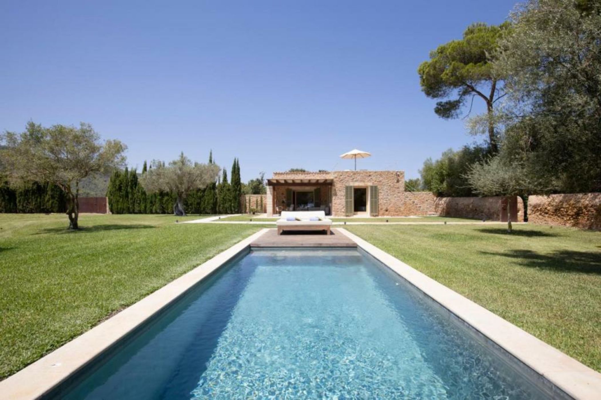 Can Simoneta - Adults Only