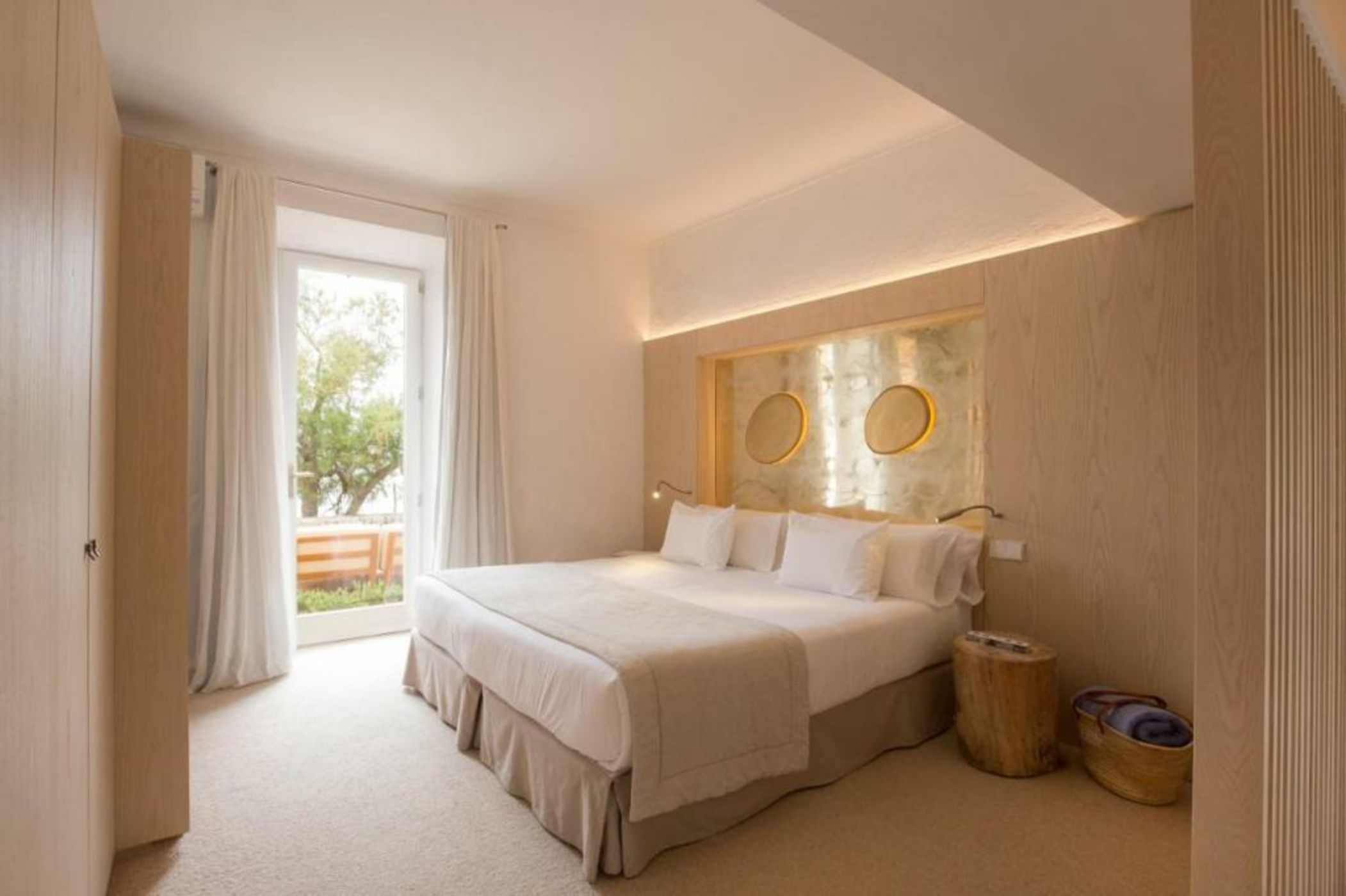 Can Simoneta - Adults Only