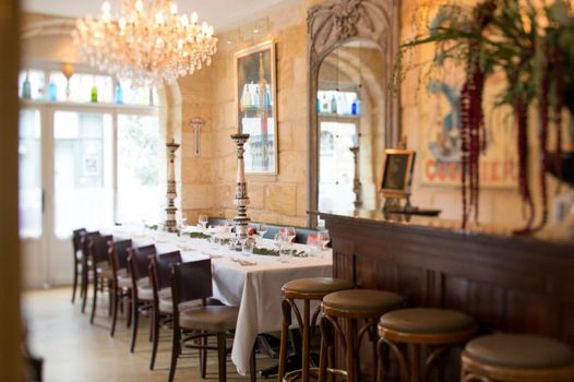 Une Chambre Chez Dupont