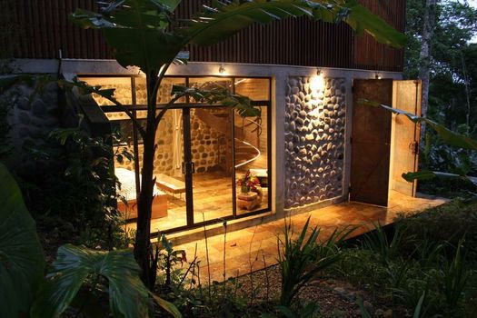 Hamadryade Lodge