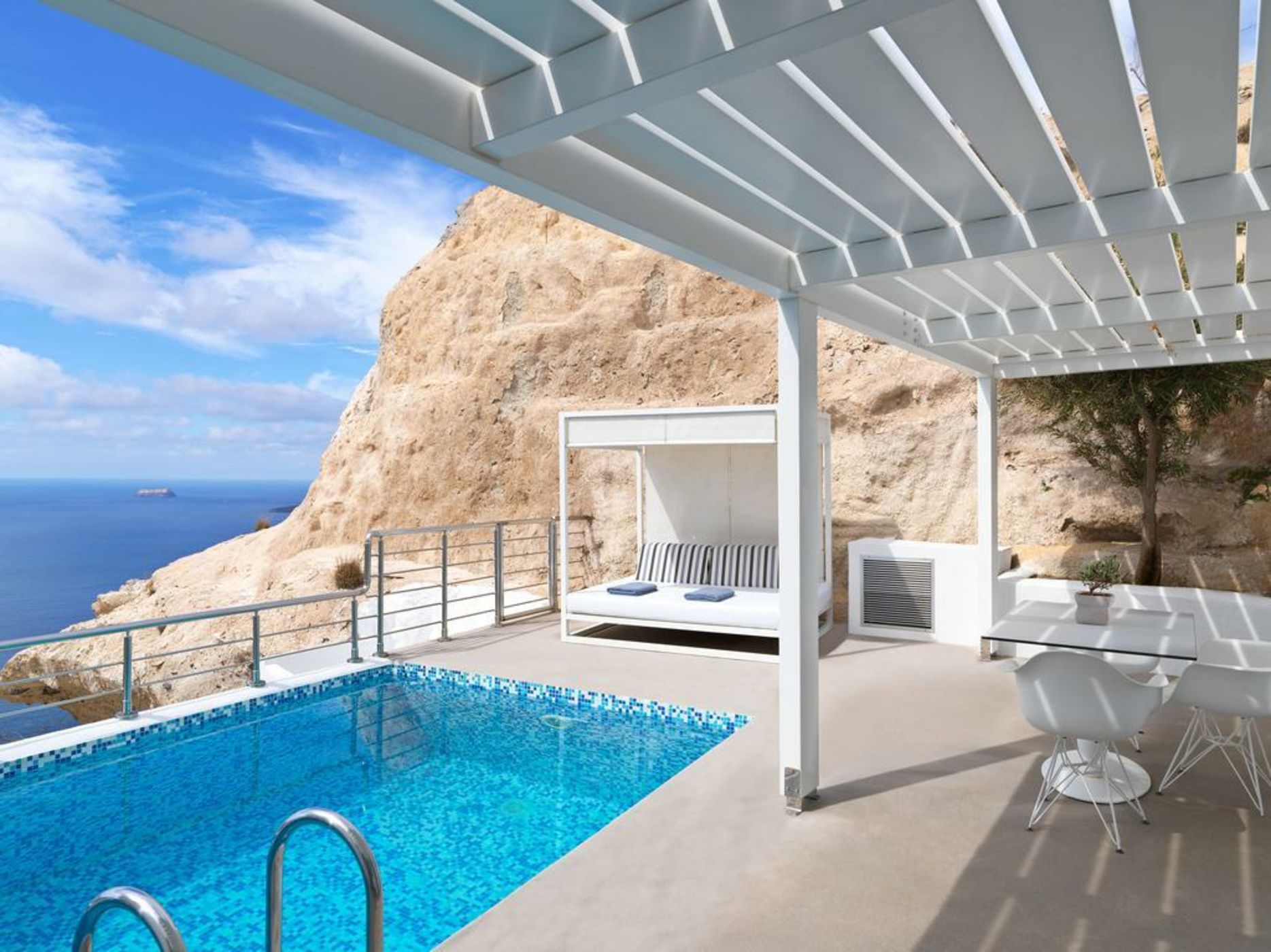 Lilium Hotel Santorini