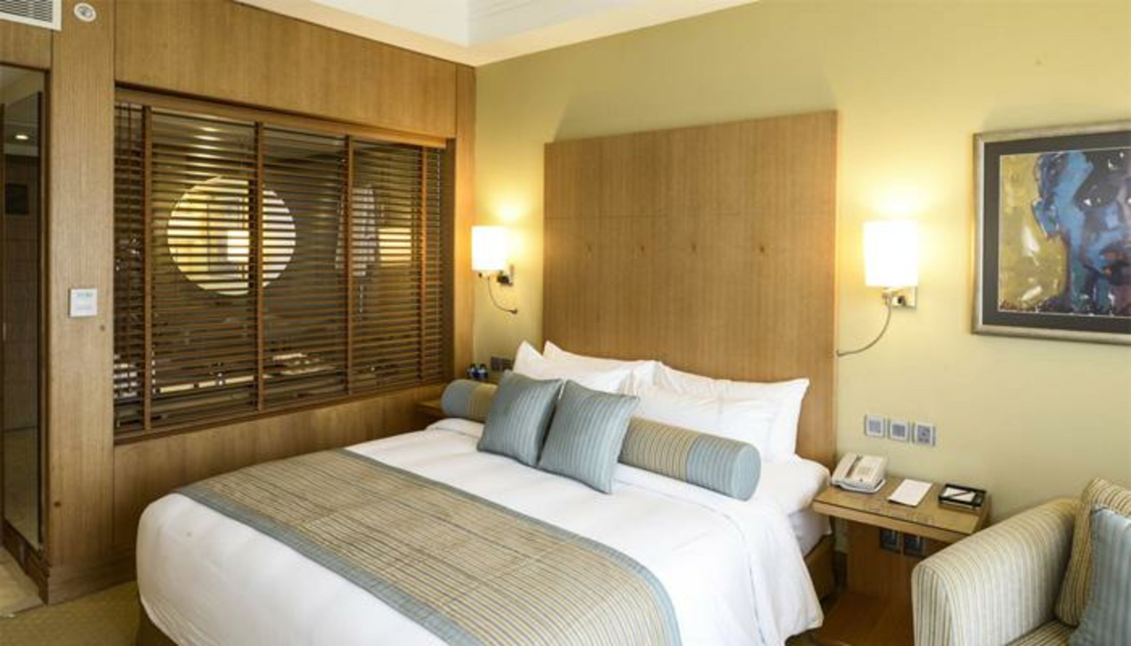 Sankara Nairobi, Autograph Collection