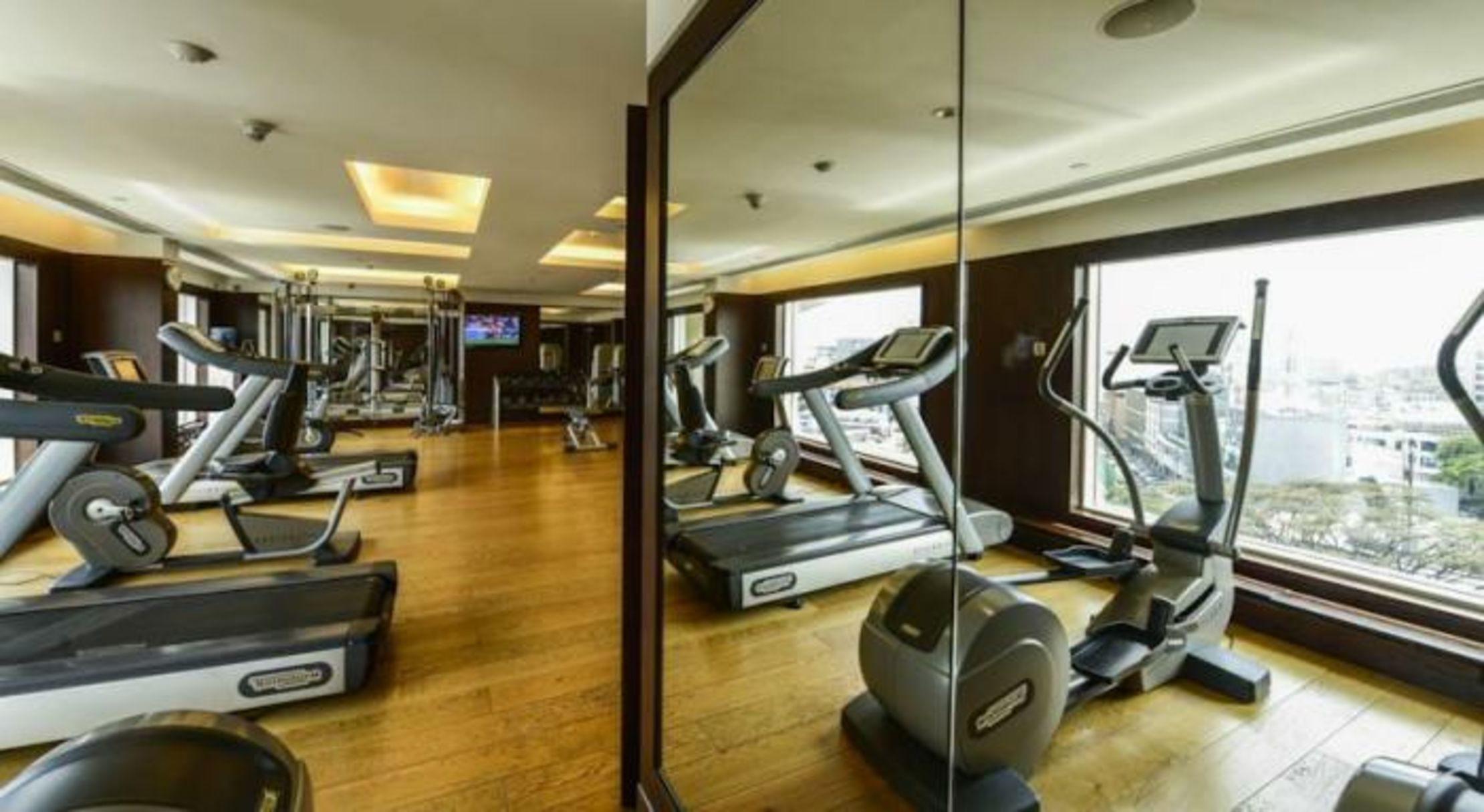 Sankara Nairobi, Autograph Collection