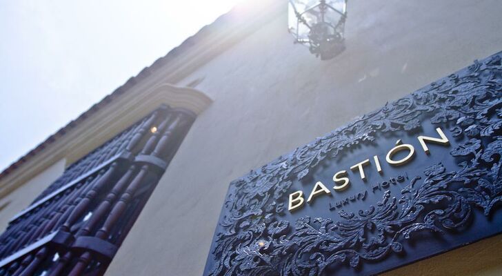 Bastión Luxury Hotel