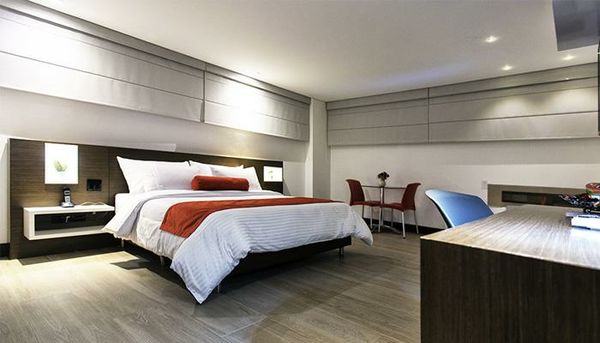 Hotel Loyds
