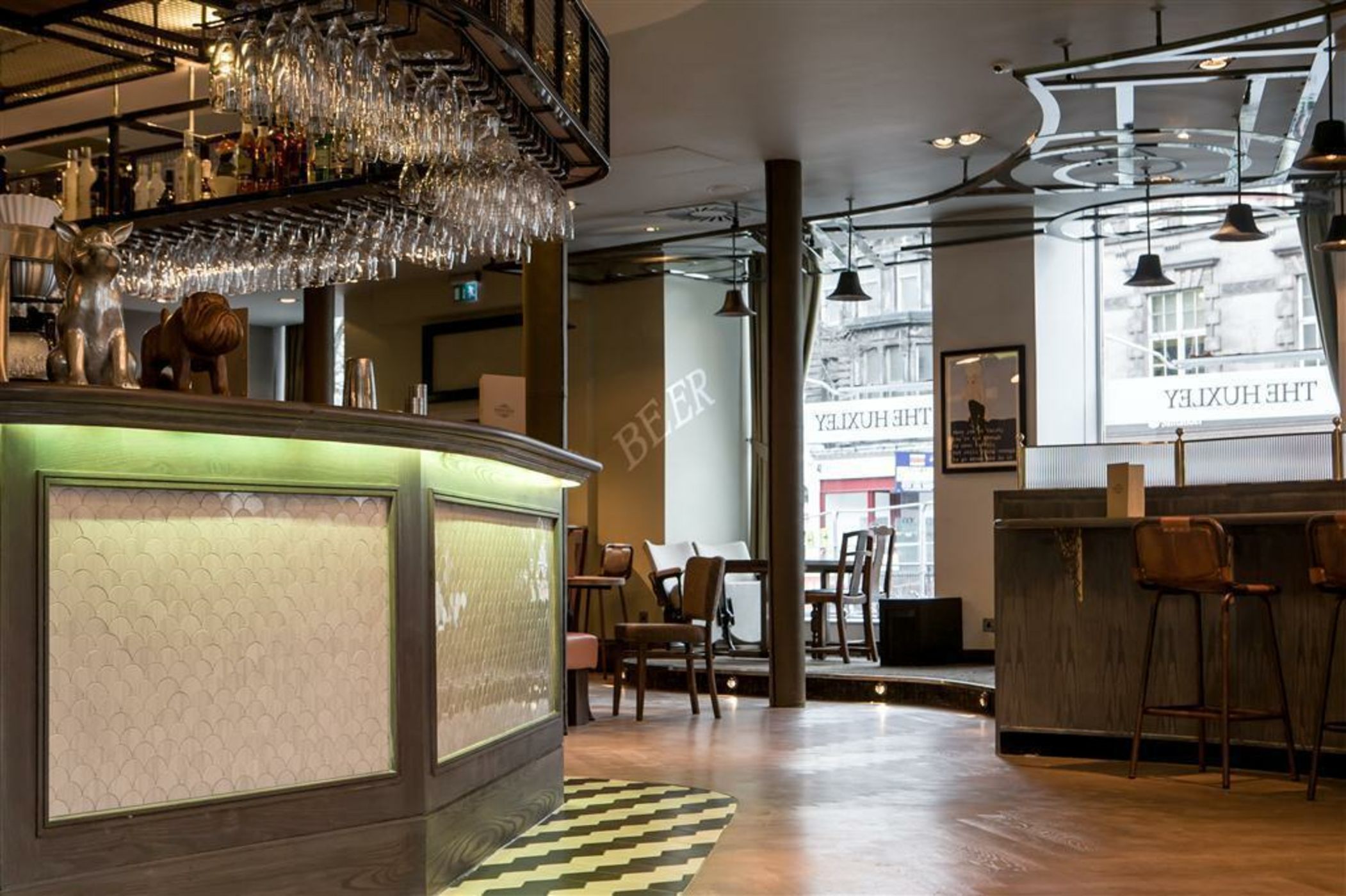 The Rutland Hotel & Apartments