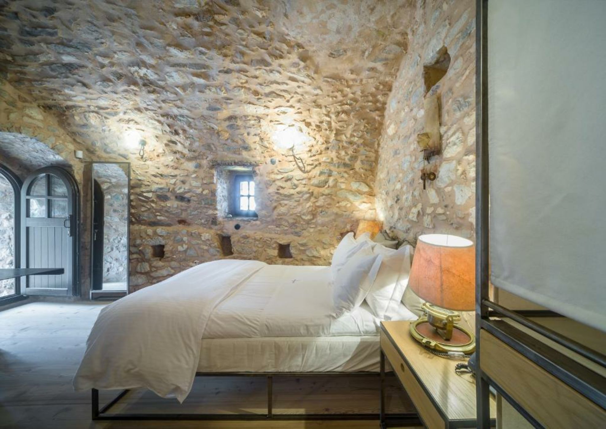 Tainaron Blue Retreat