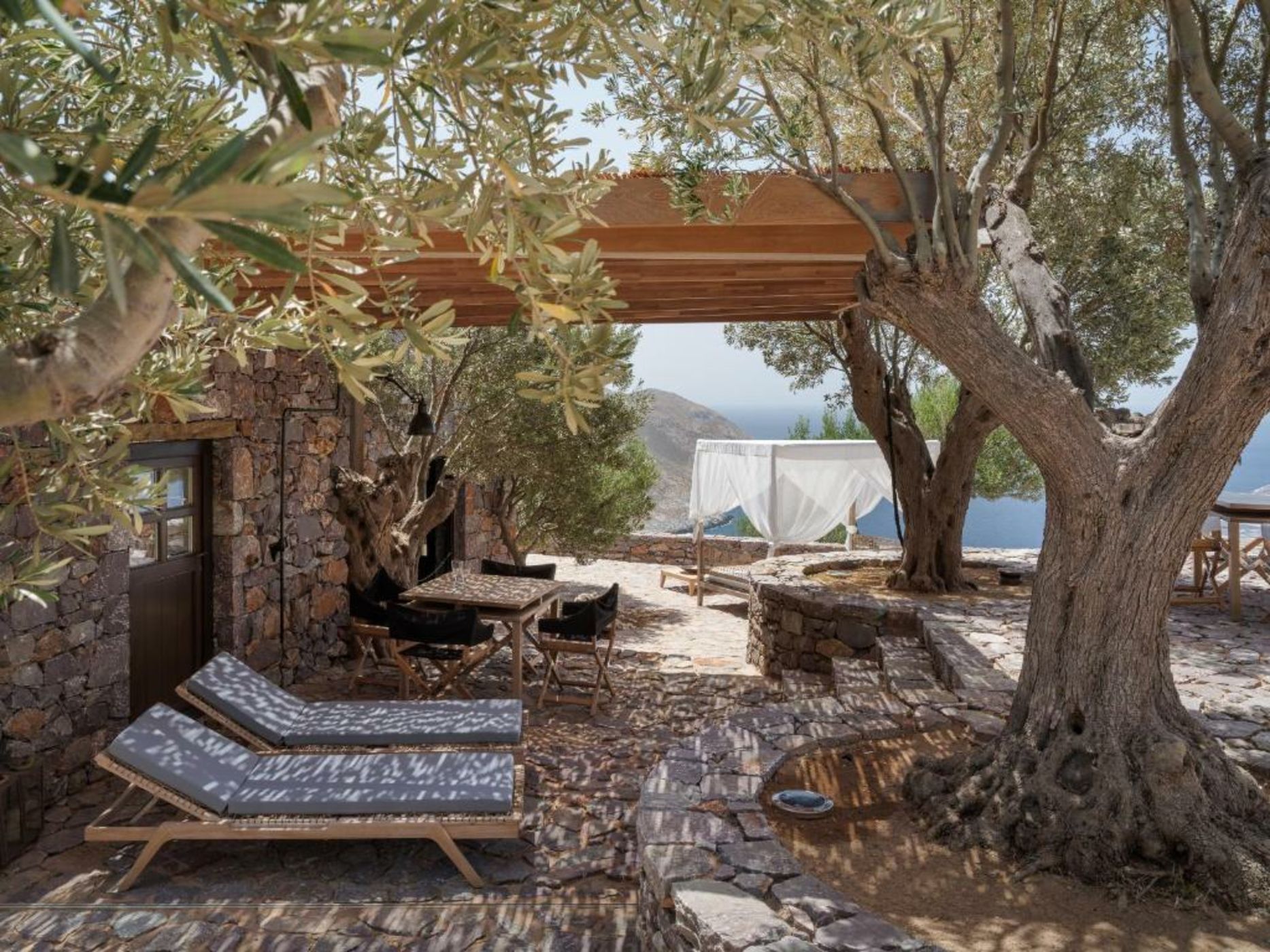 Tainaron Blue Retreat