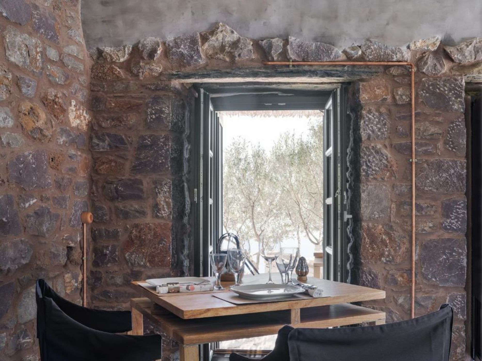 Tainaron Blue Retreat