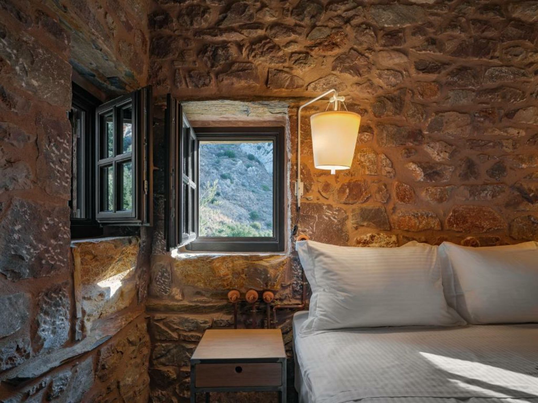 Tainaron Blue Retreat