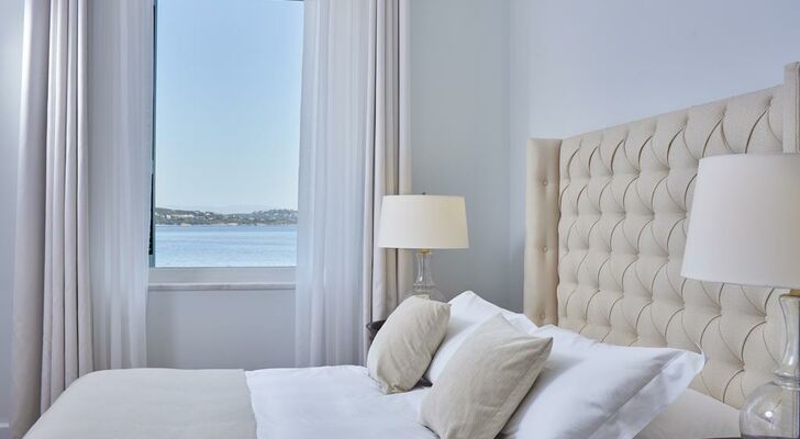 Poseidonion Grand Hotel