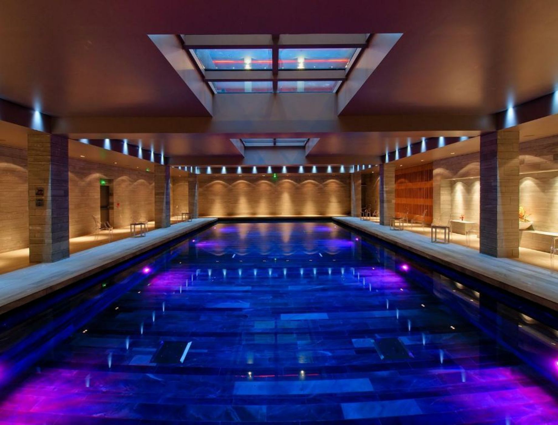 Hôtel de Bourgtheroulde, Autograph Collection