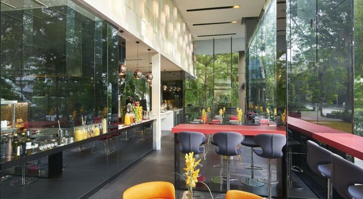 Quincy Hotel by Far East Hospitality