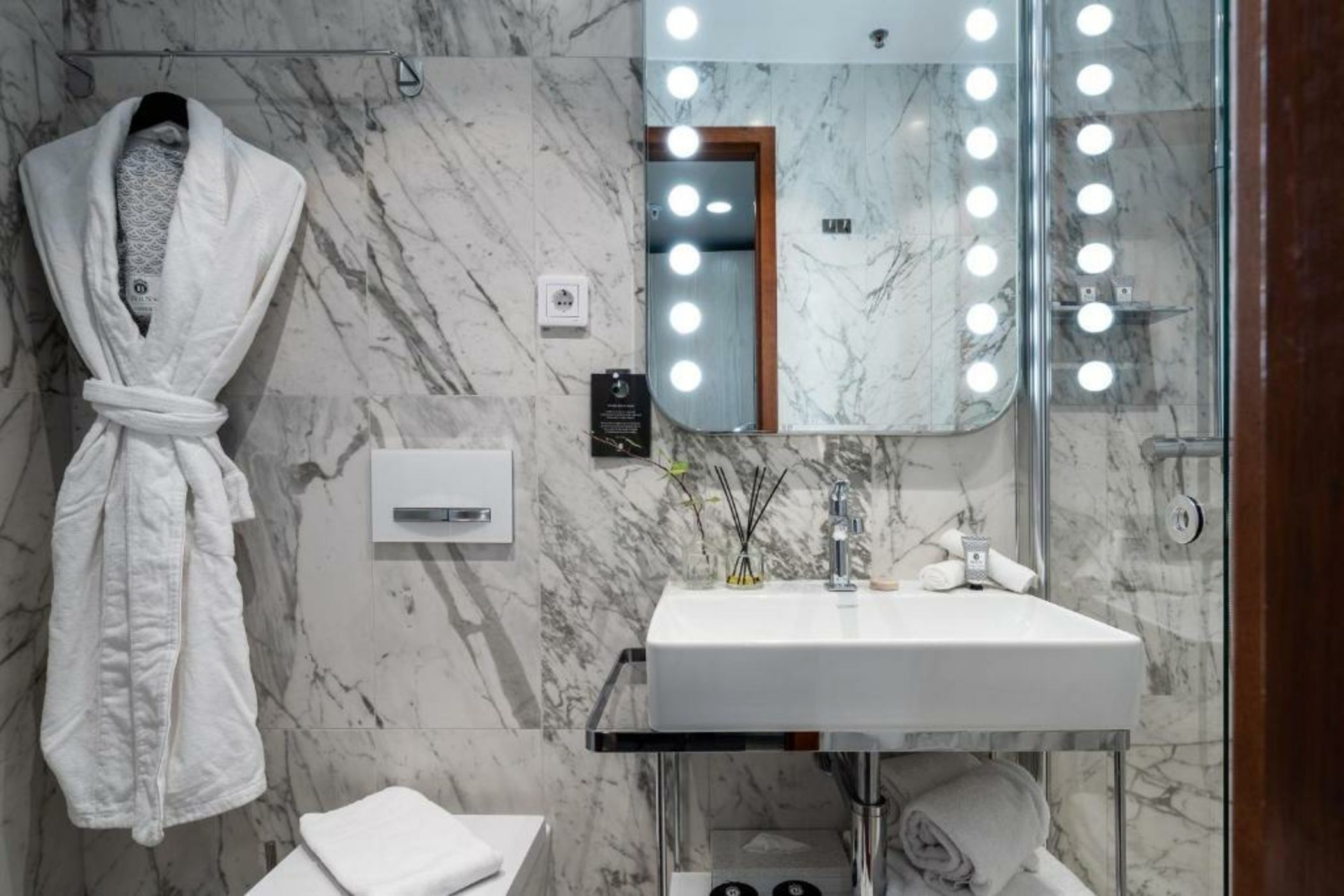 Berns, Historical Boutique Hotel & House of Entertainment since 1863