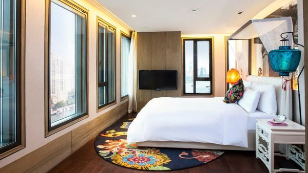 Hotel Indigo Shanghai On The Bund, an IHG Hotel