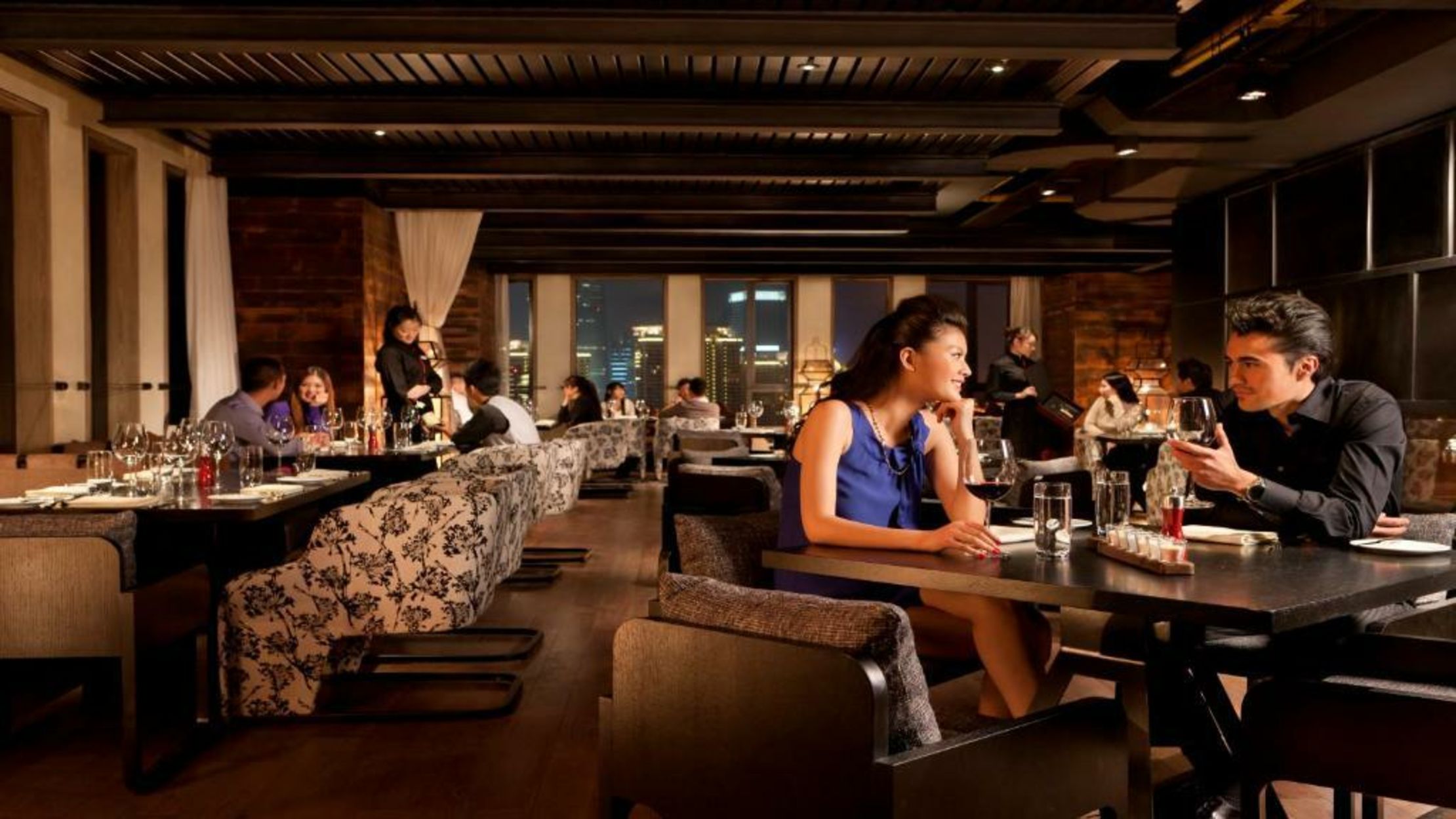 Hotel Indigo Shanghai On The Bund, an IHG Hotel