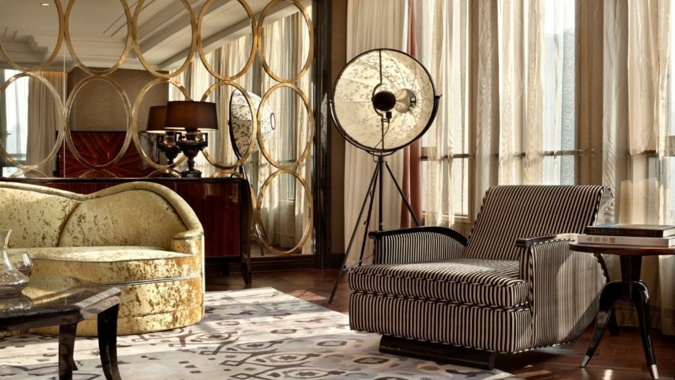 Hotel Indigo Shanghai On The Bund, an IHG Hotel