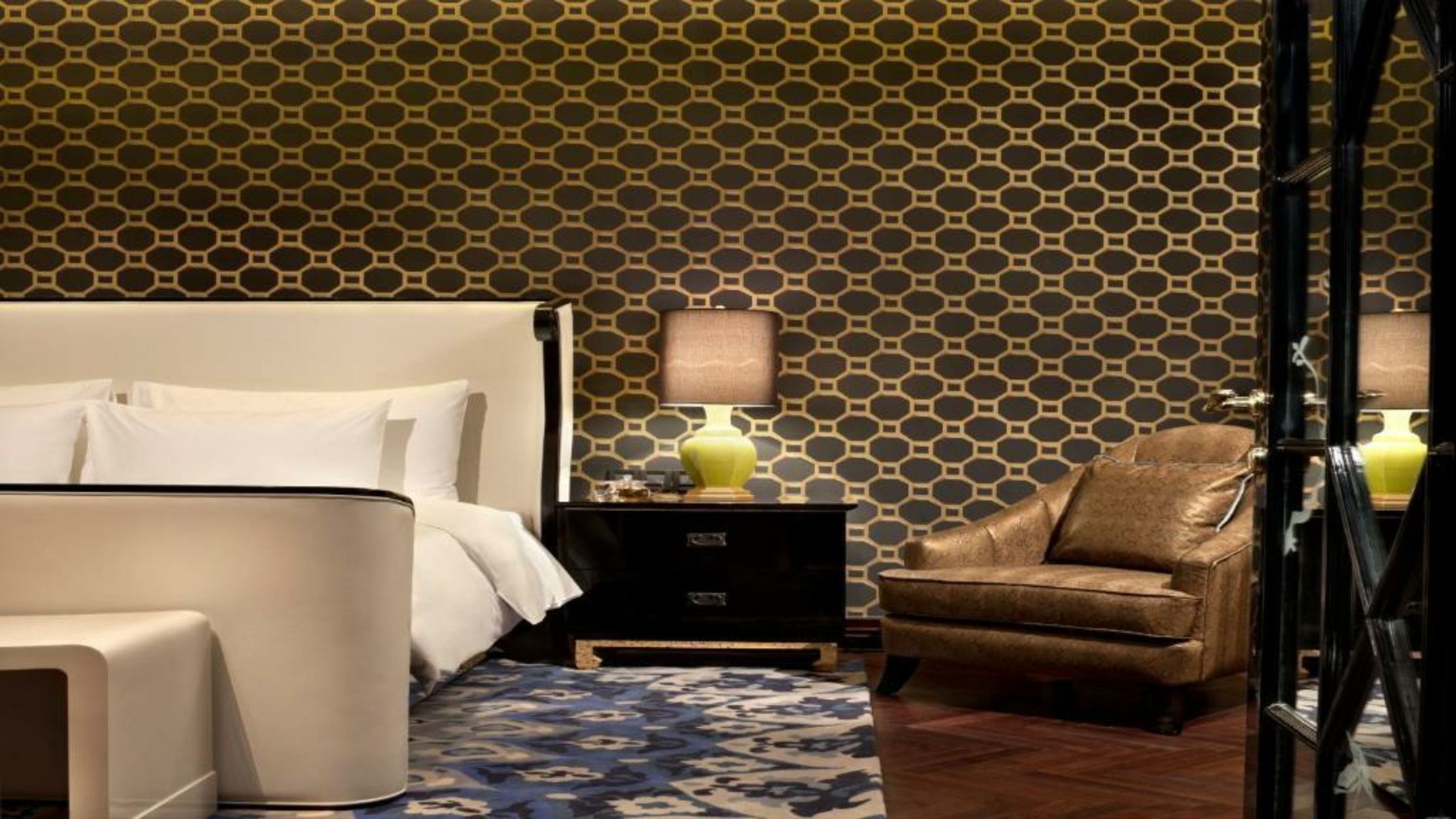 Hotel Indigo Shanghai On The Bund, an IHG Hotel