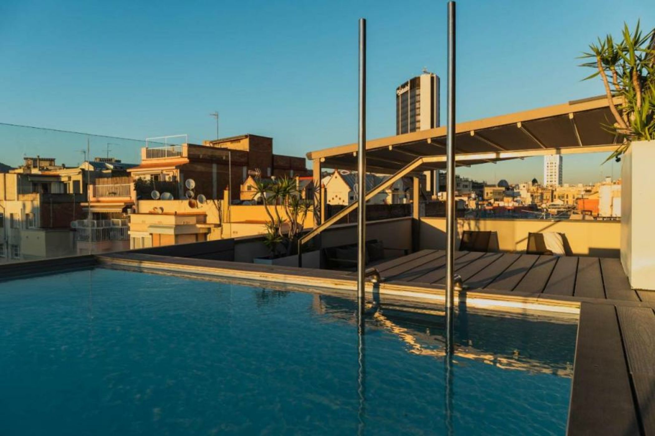 The Mirror Barcelona