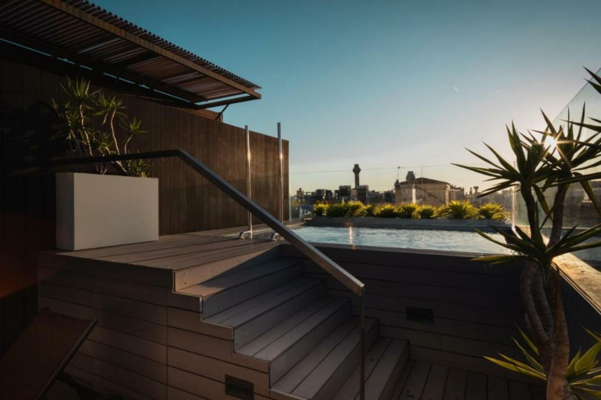 The Mirror Barcelona