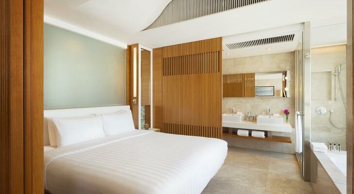 Hotel Jen Hong Kong by Shangri-La