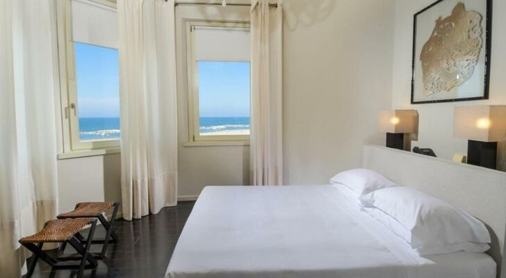 Hotel Carducci 76