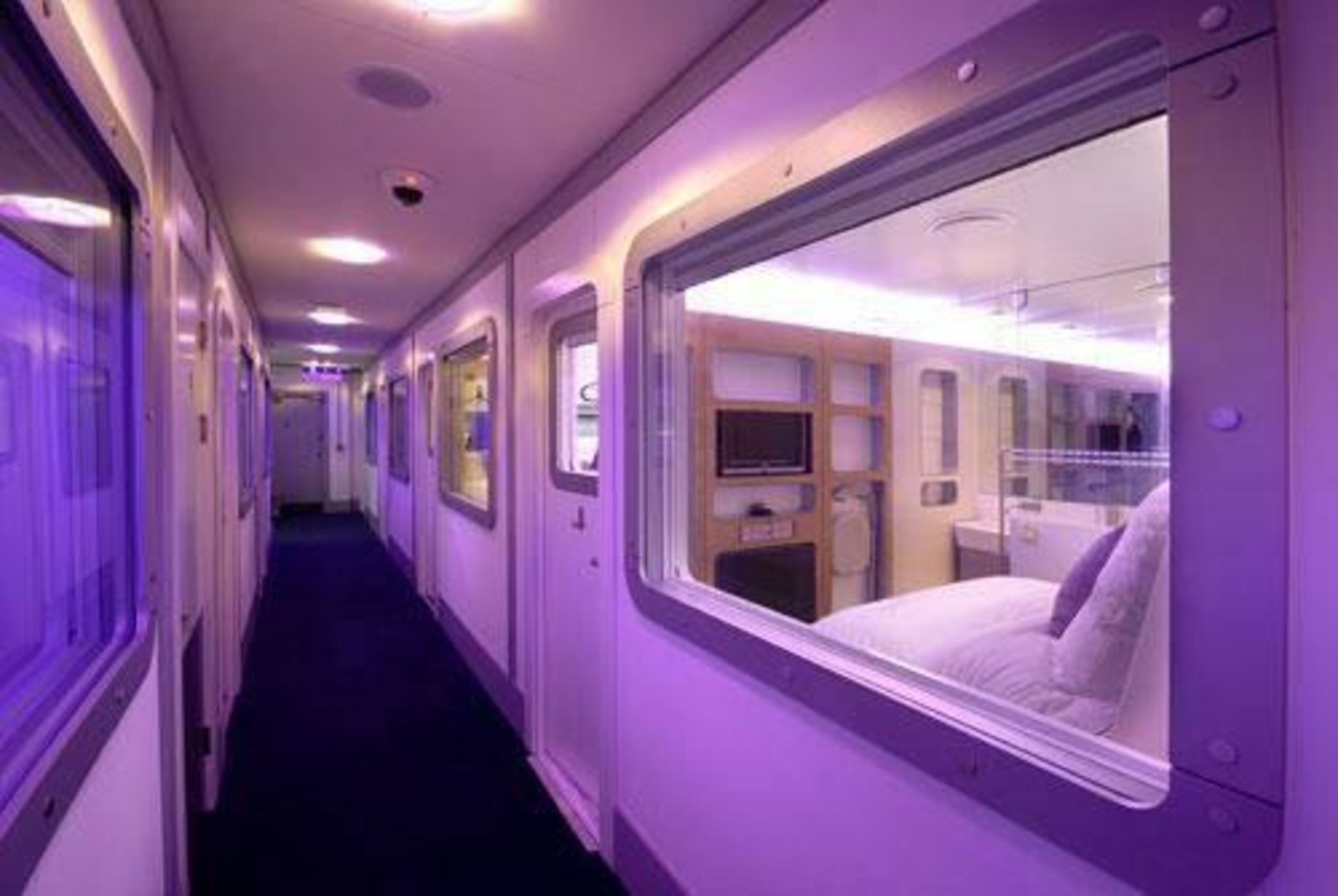 YOTELAIR Amsterdam Schiphol Transit Hotel