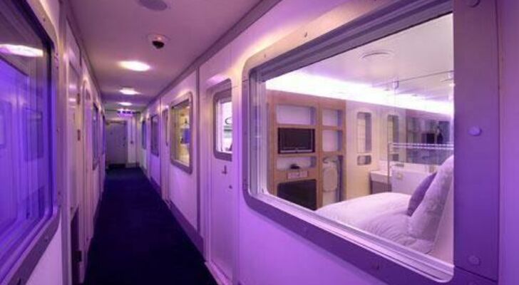 YOTELAIR Amsterdam Schiphol Transit Hotel