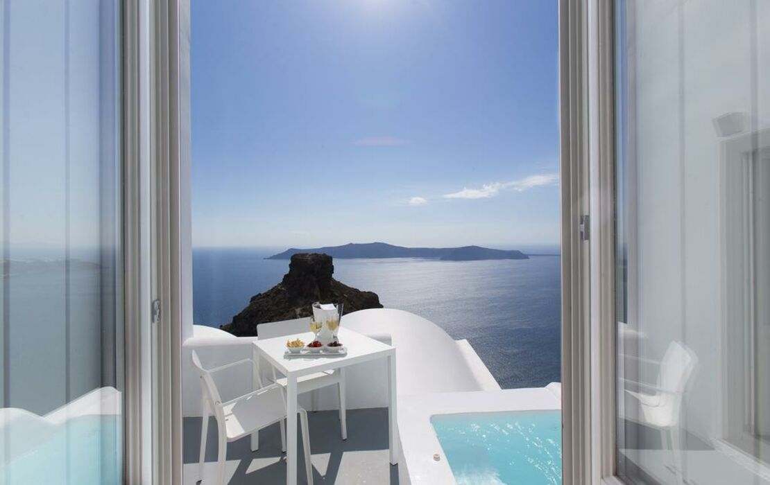 Grace Hotel Santorini, Auberge Resorts Collection