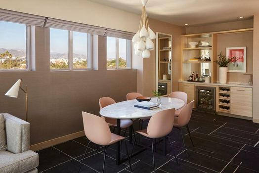 Kimpton Hotel Wilshire, an IHG Hotel