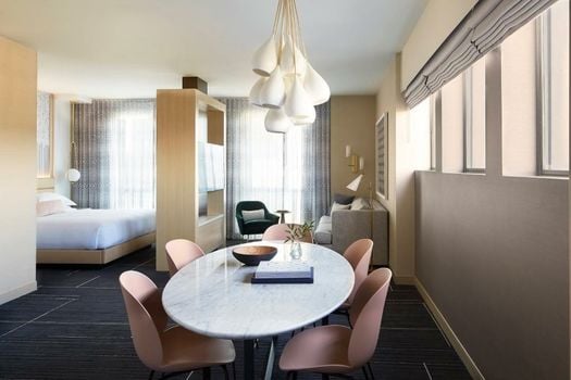 Kimpton Hotel Wilshire, an IHG Hotel