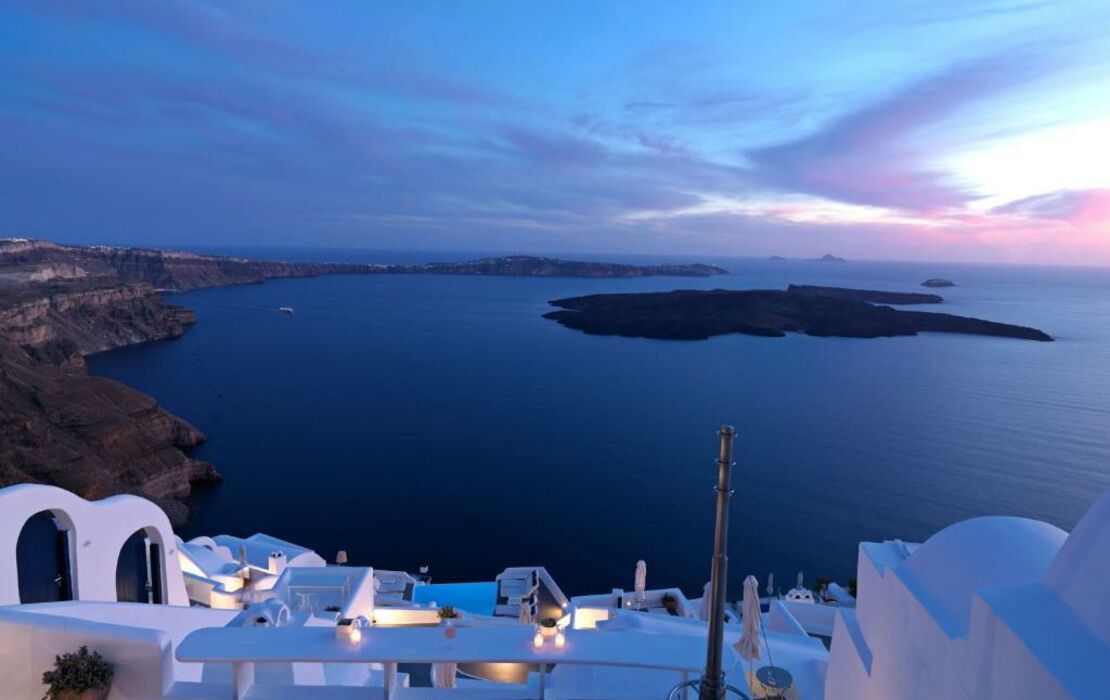 Katikies Chromata Santorini - The Leading Hotels of the World