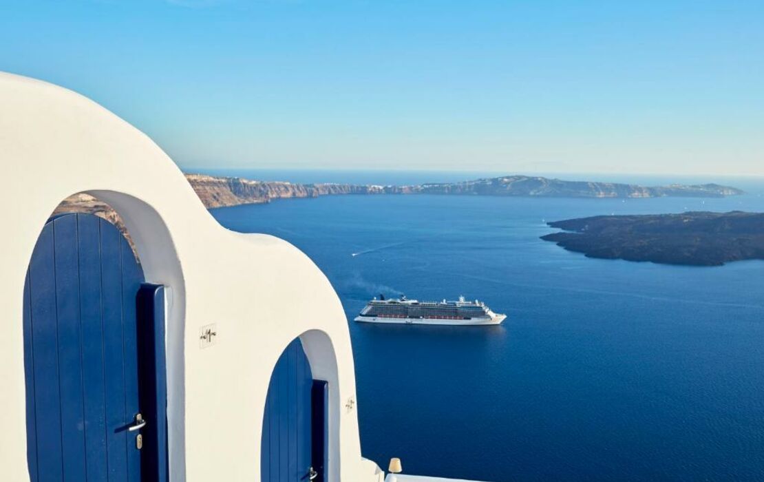 Katikies Chromata Santorini - The Leading Hotels of the World