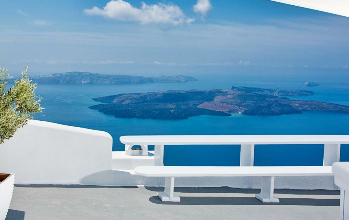 Katikies Chromata Santorini - The Leading Hotels of the World