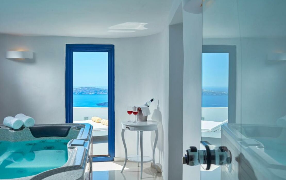 Katikies Chromata Santorini - The Leading Hotels of the World