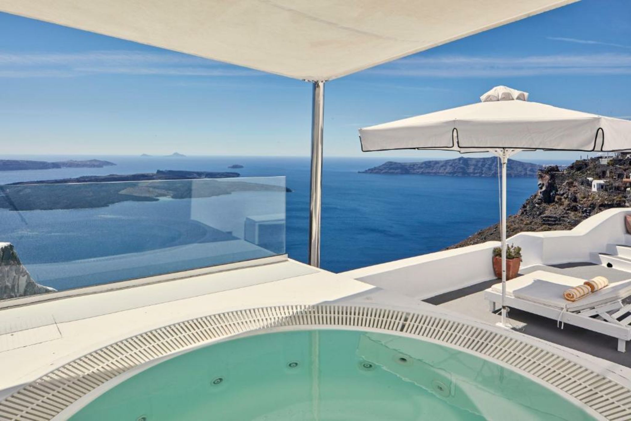 Katikies Chromata Santorini - The Leading Hotels of the World