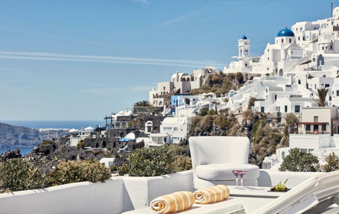 Katikies Chromata Santorini - The Leading Hotels of the World