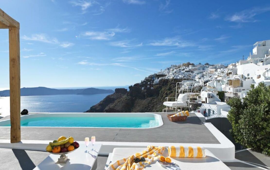 Katikies Chromata Santorini - The Leading Hotels of the World