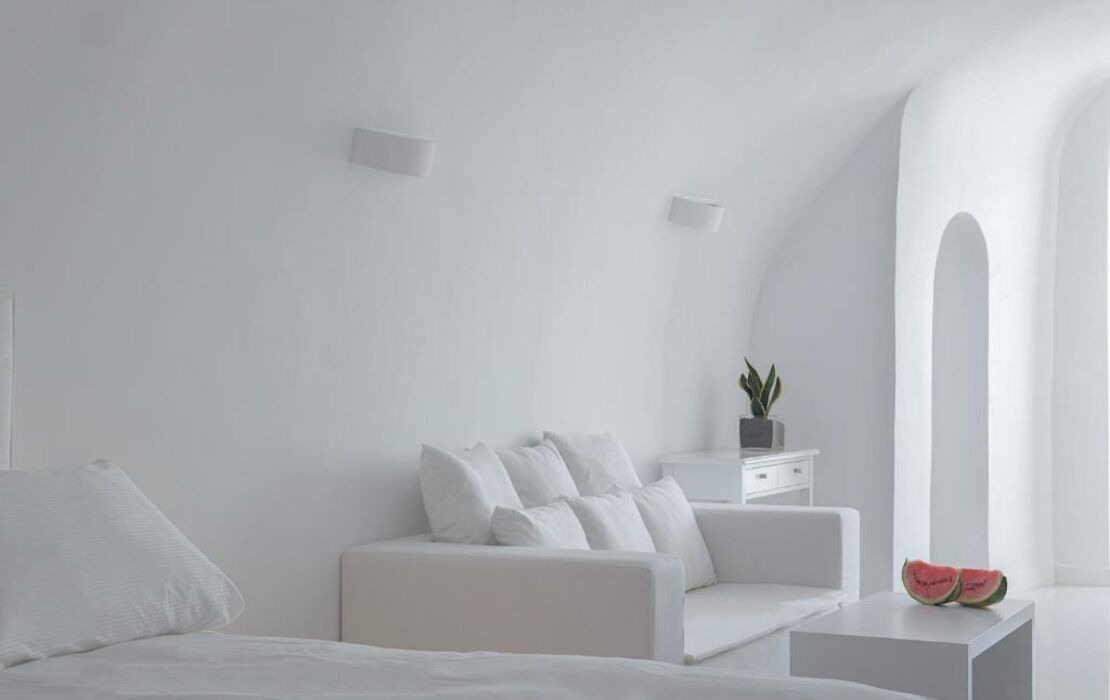 Katikies Chromata Santorini - The Leading Hotels of the World