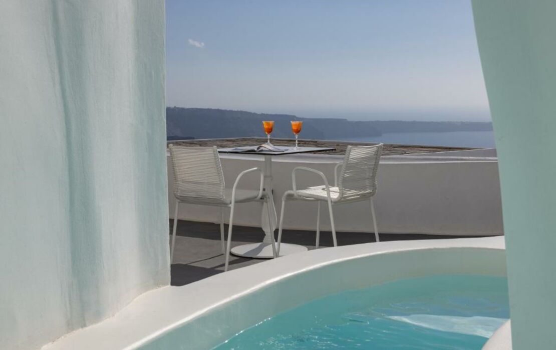 Katikies Chromata Santorini - The Leading Hotels of the World