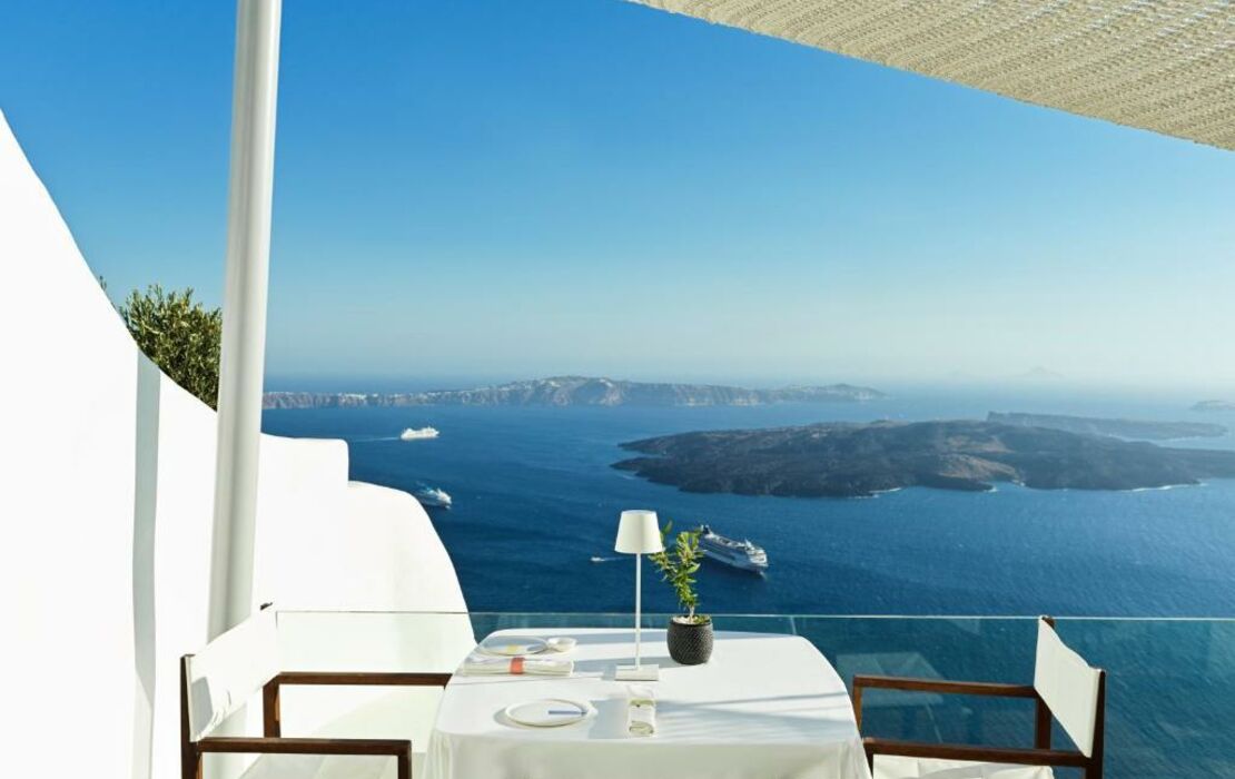 Katikies Chromata Santorini - The Leading Hotels of the World