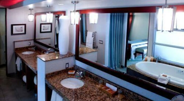 Shade Hotel Manhattan Beach