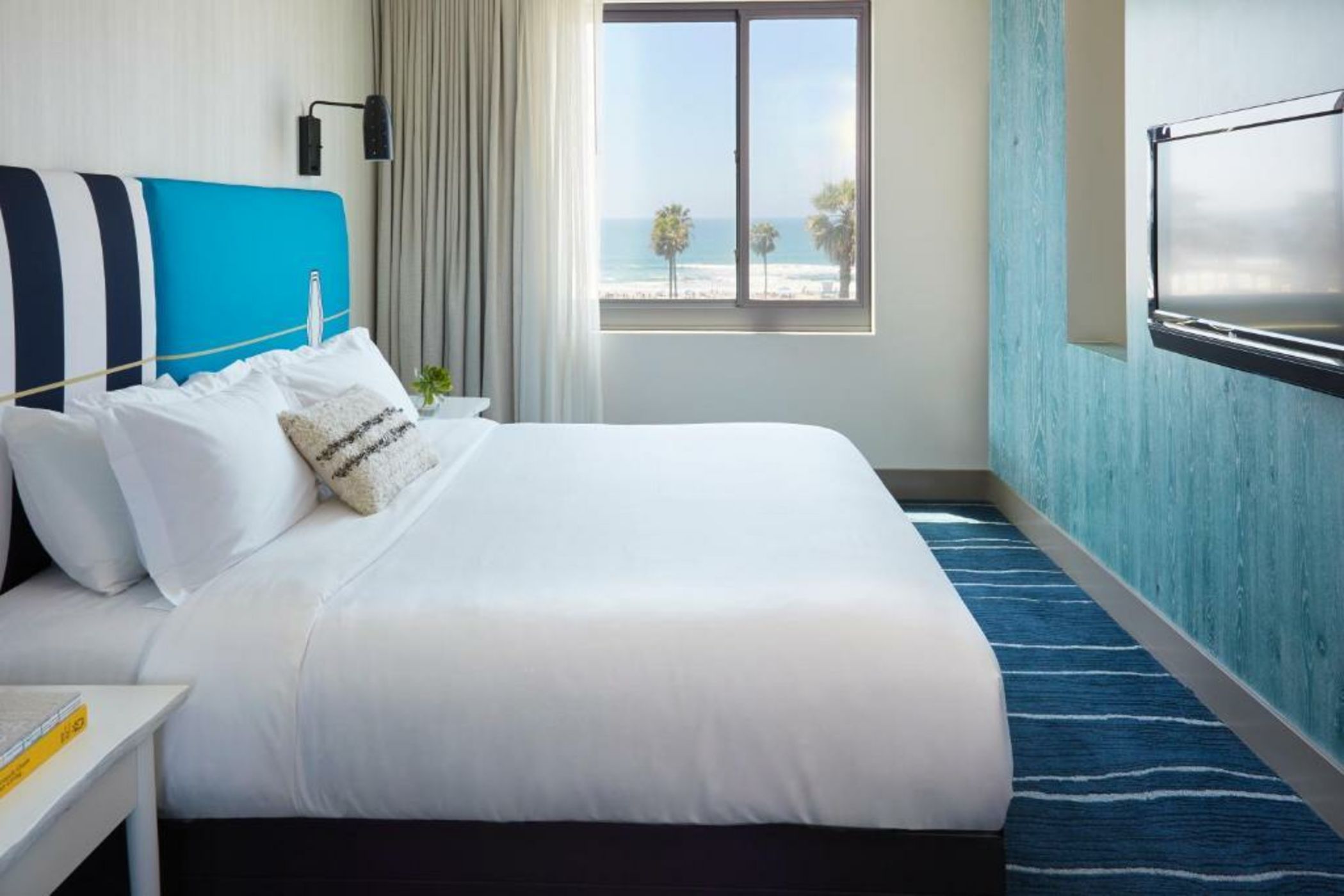 Kimpton Shorebreak Huntington Beach Resort, an IHG Hotel