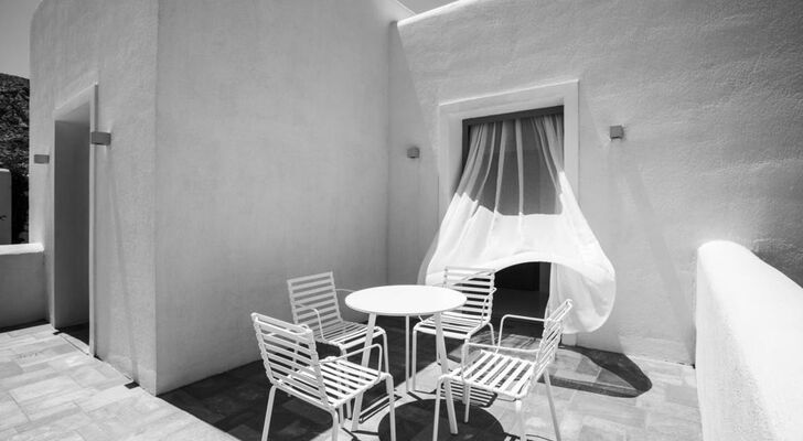 Anemi Hotel