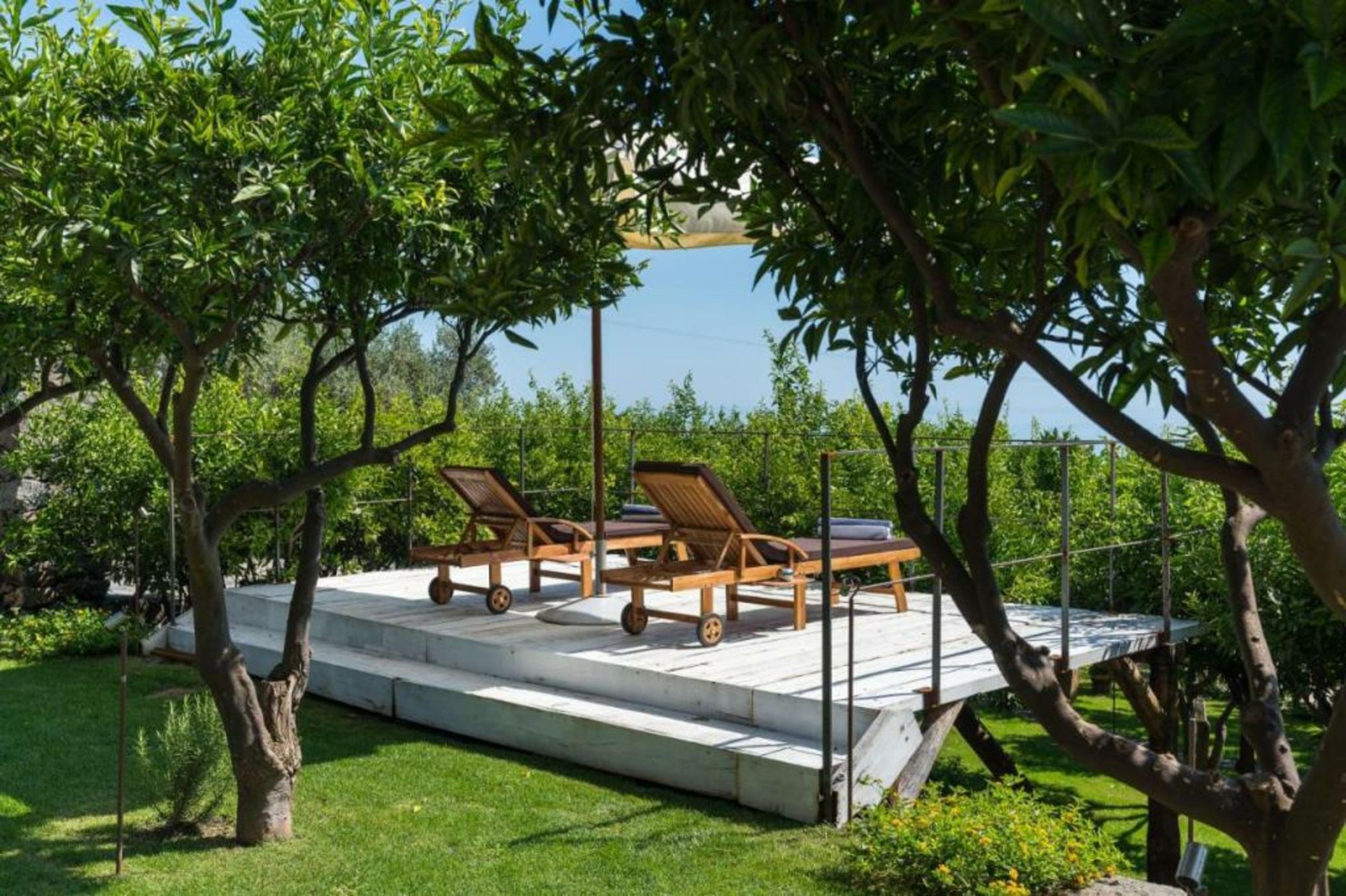 Monaci delle Terre Nere