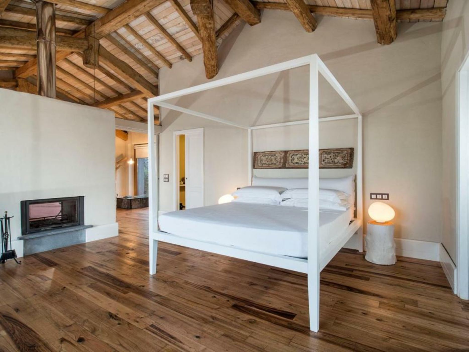 Monaci delle Terre Nere