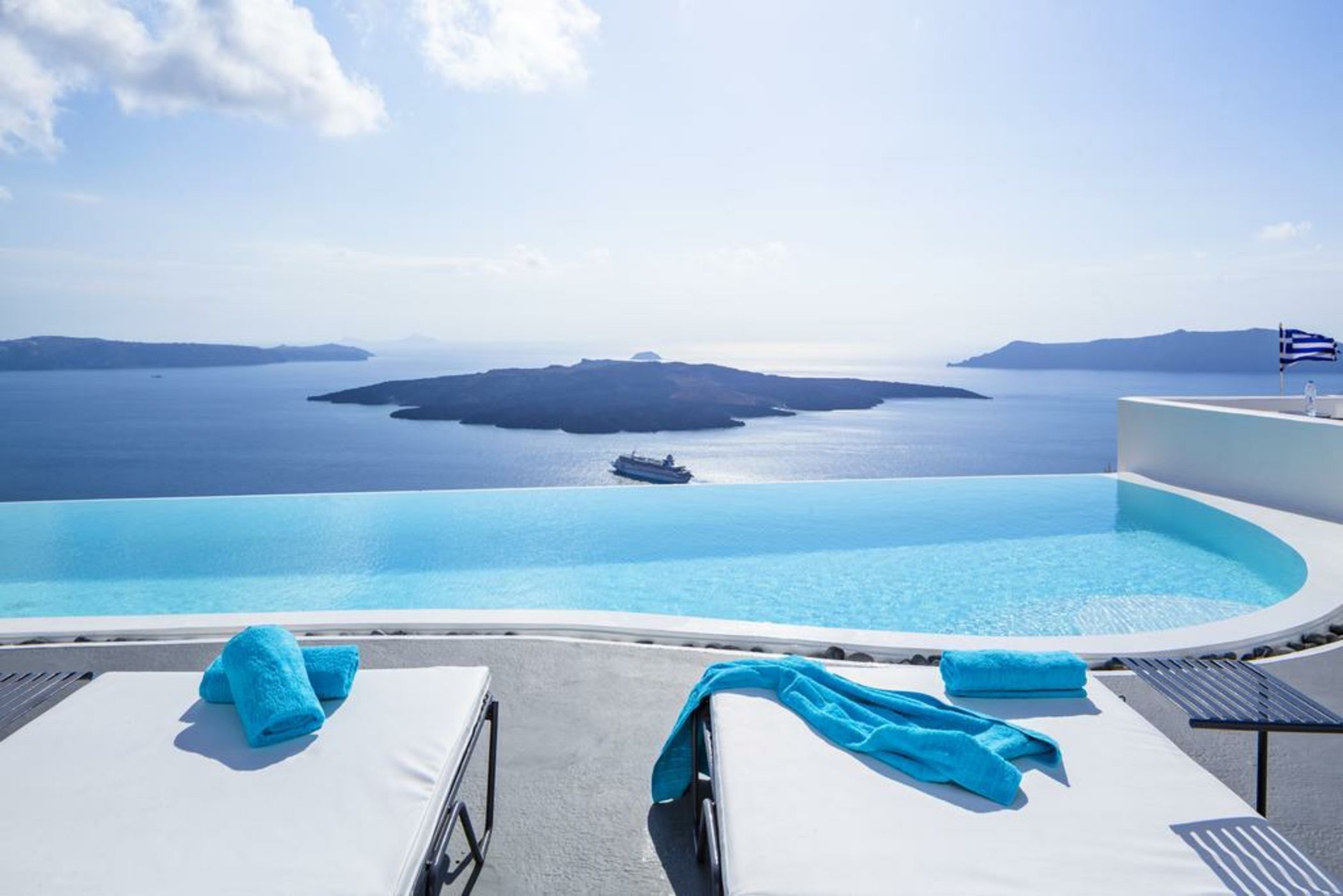 Cosmopolitan Suites - Small Luxury Hotels of the World